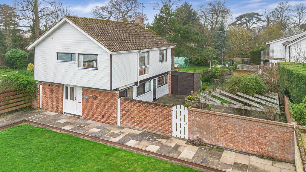 Main image of property: Courtyards, Little Shelford