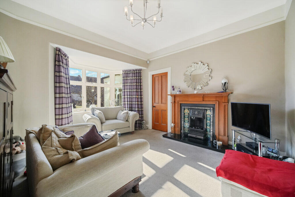 1 Roull Road, Edinburgh, EH12 7JW photo 3