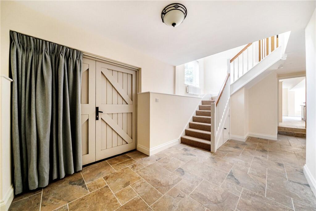 House in Reading - View 4