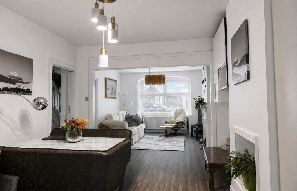 House in Reigate and Banstead, Margery - View 3