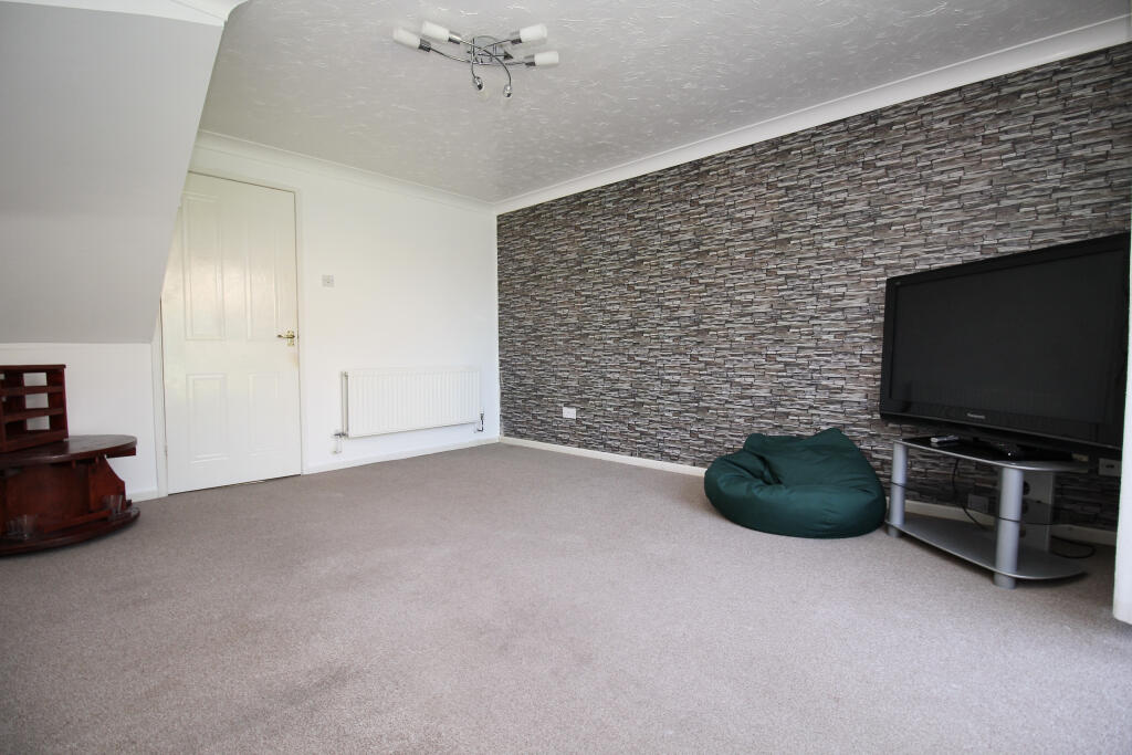 Pimpernel Close, Street - View 4