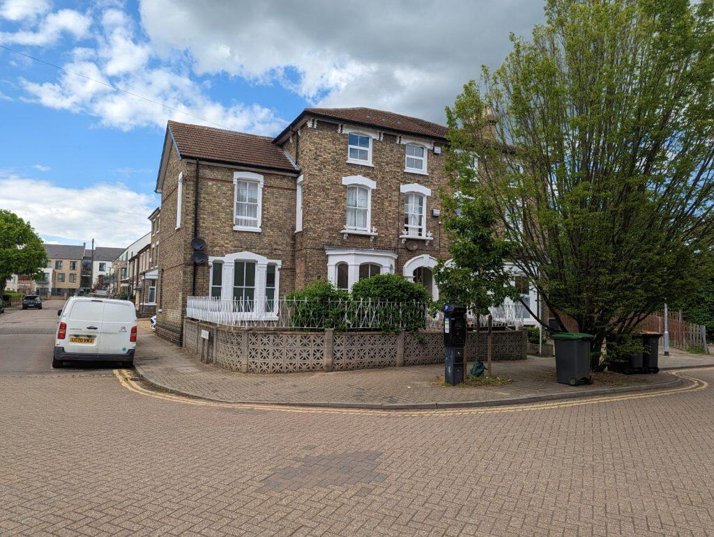 Main image of property: Woburn Road