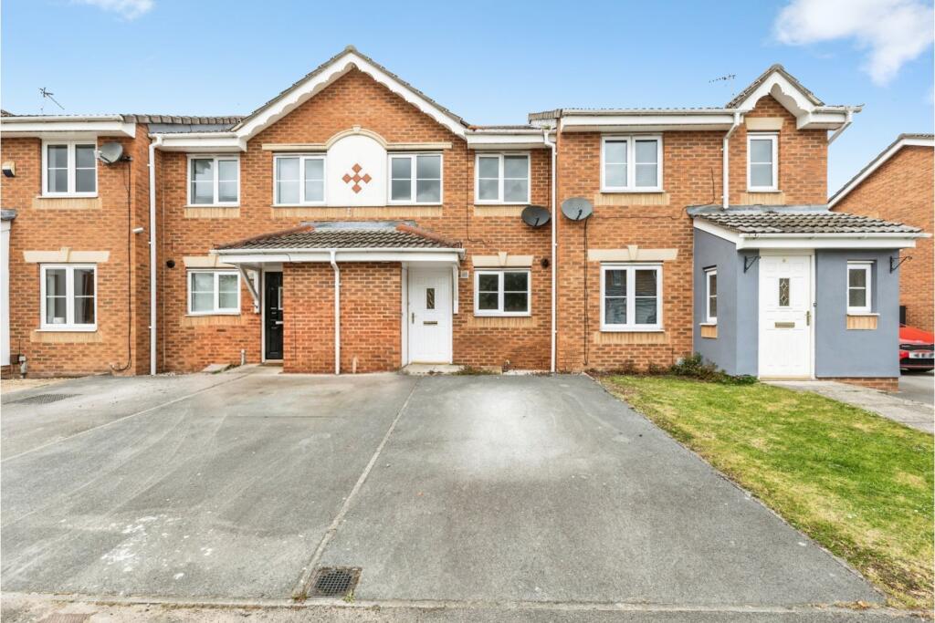 Main image of property: Rother Garth, South Elmsall, Pontefract, WF9