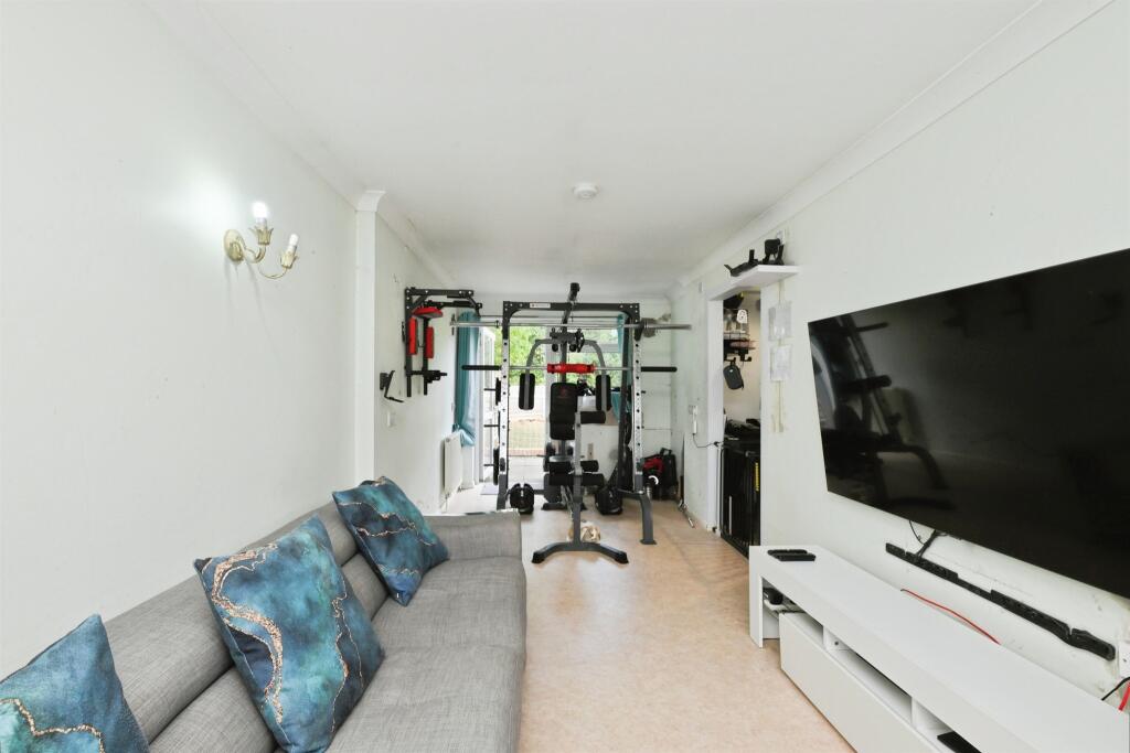 House in Stevenage - More