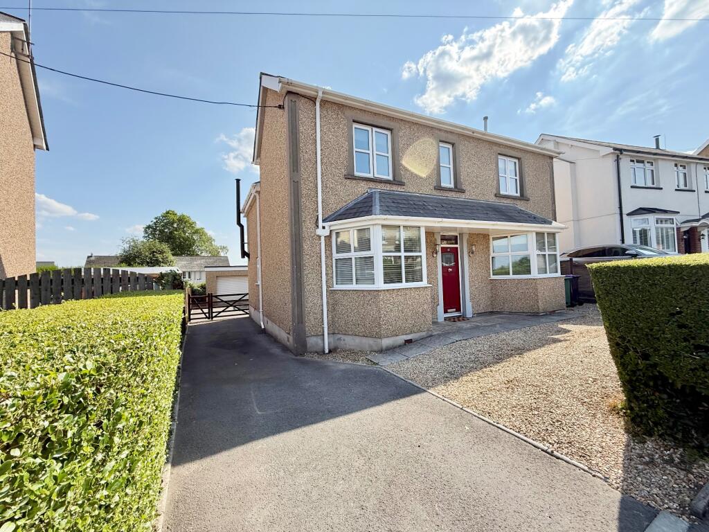 Main image of property: East Avenue, Griffithstown, Pontypool