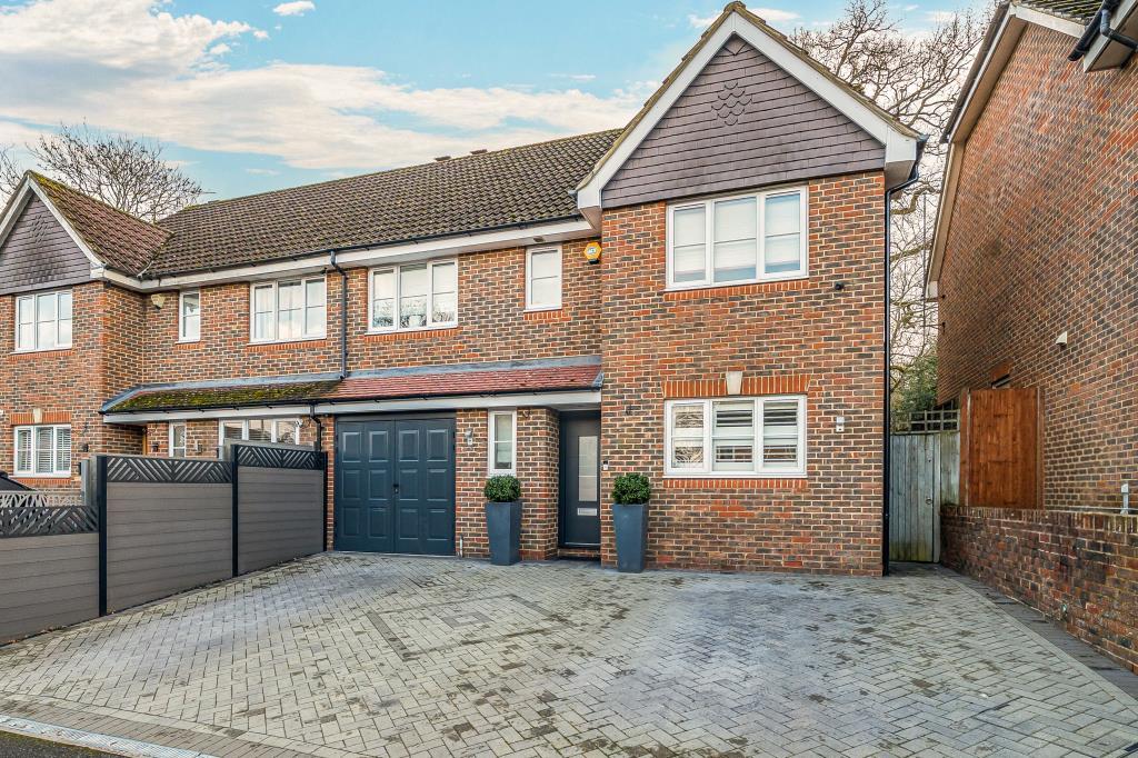 Main image of property: Three Mile Cross, Berkshire, RG7