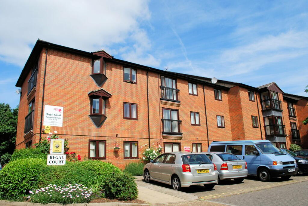 Main image of property: Bancroft, Hitchin, SG5