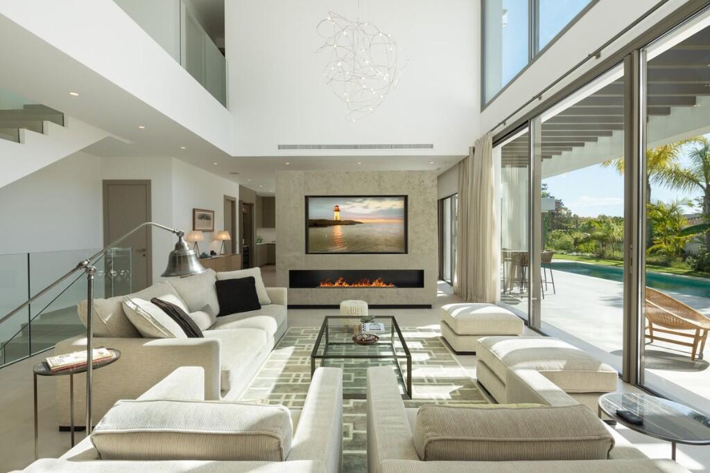 Main image of property: Golden Mile, Málaga, Andalusia