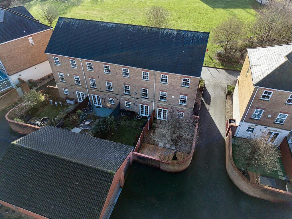 Additional image 26 of Boundary Lane, Dickens Heath, Solihull
