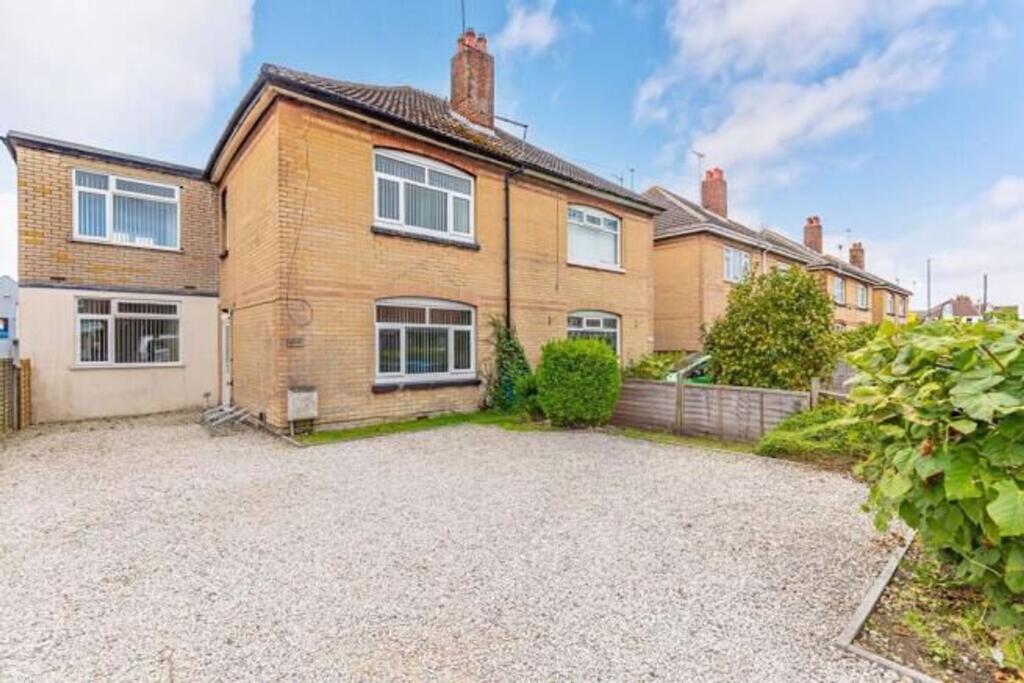 Wallisdown Road, Poole, BH12