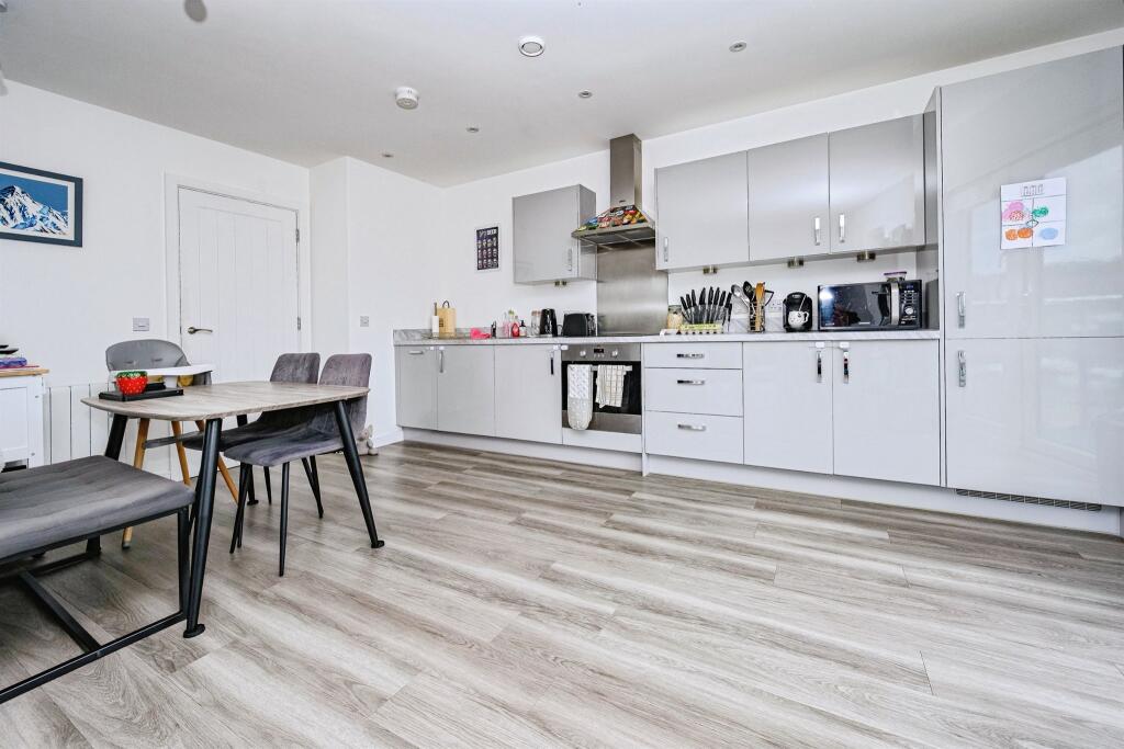 Main image of property: Frogmore Road, Hemel Hempstead