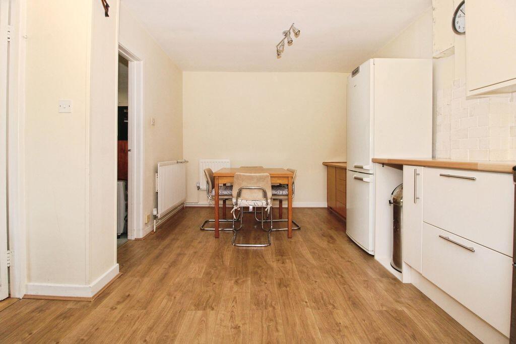 Lawson Close, Aldridge, Walsall, WS9 0RX photo 4