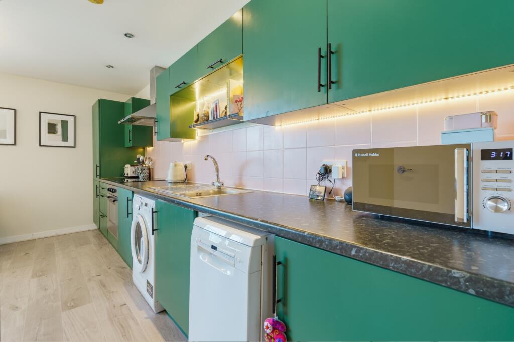 Apartment in London - View 4