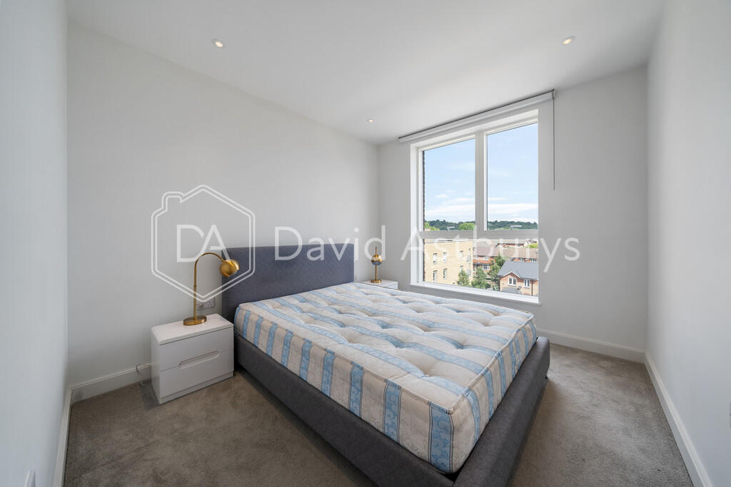 Apartment in London - More