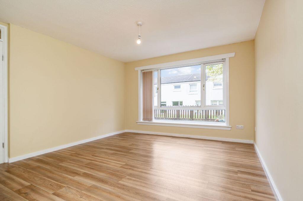 Apartment in Livingston, Howden - View 3