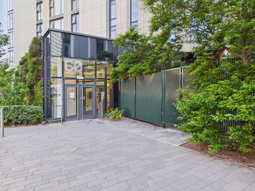 Apartment in Birmingham, West Midlands - View 2