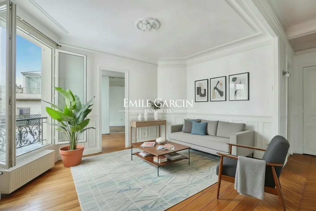 Main image of property: Paris-Isle of France, Paris, Paris 15