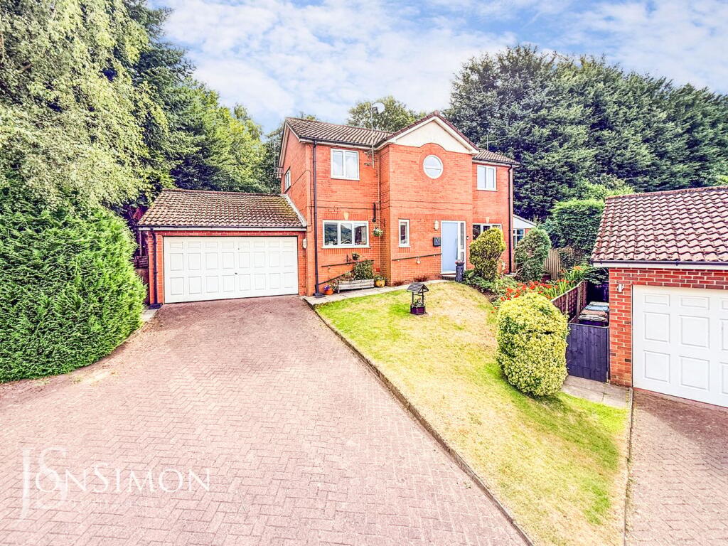 Main image of property: Maple Grove, Ramsbottom, Bury, BL0