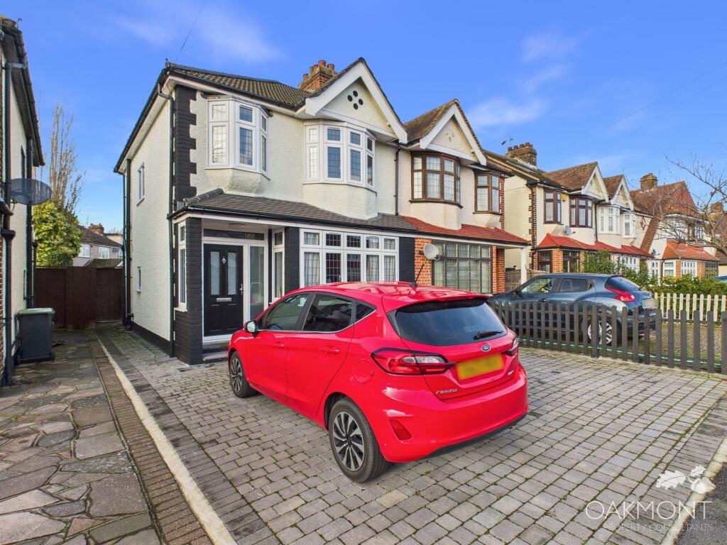 Main image of property: Kenilworth Gardens, Hornchurch