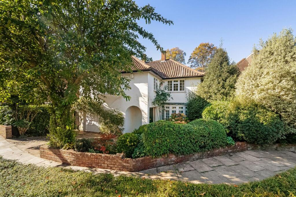 5-bed detached on Hitherwood Drive, London, SE19, £1,450,000