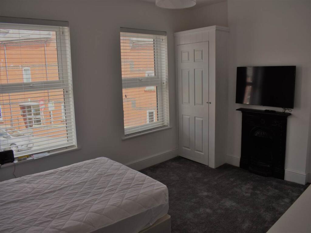 House in Cardiff - View 3