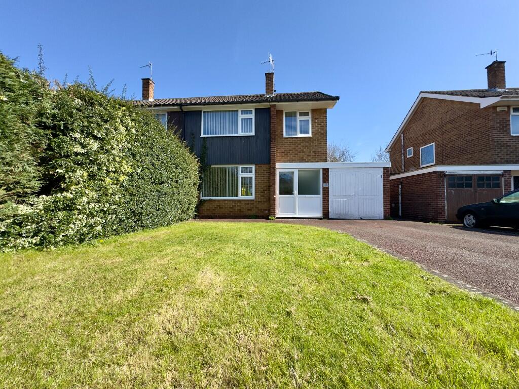Main image of property: Wroxham Drive, Wollaton, NG8
