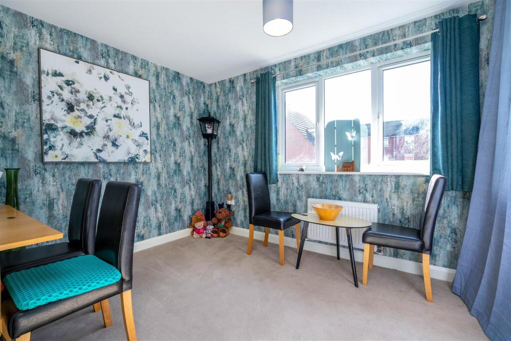 4 Allenby Close, Lincoln photo 4