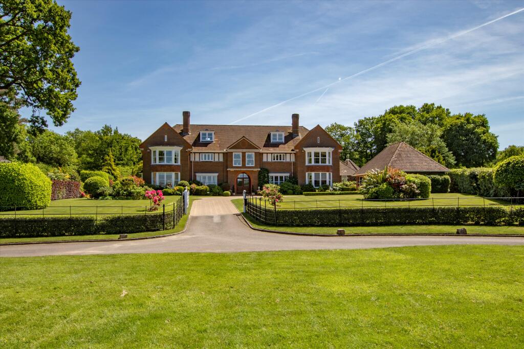 Main image of property: Manor Road, West Kingsdown, Sevenoaks, Kent TN15