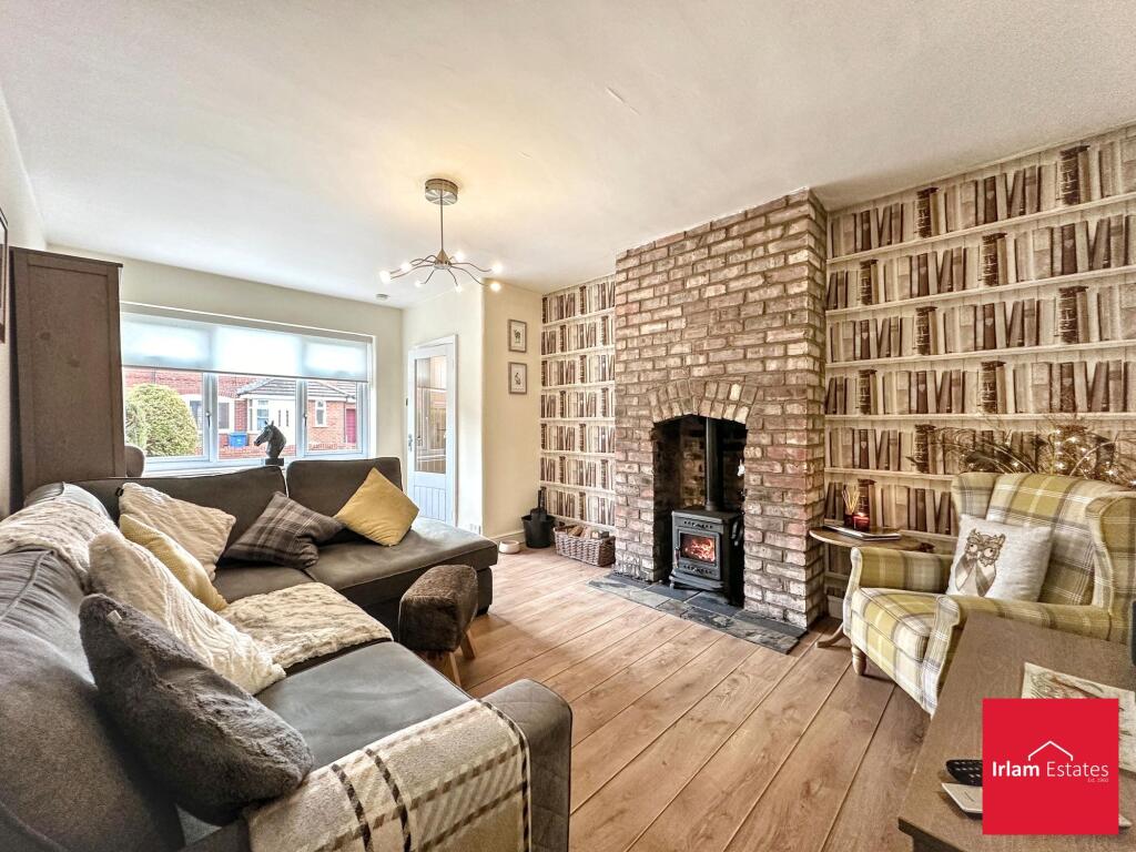 Main image of property: Elsinore Avenue, Irlam, M44