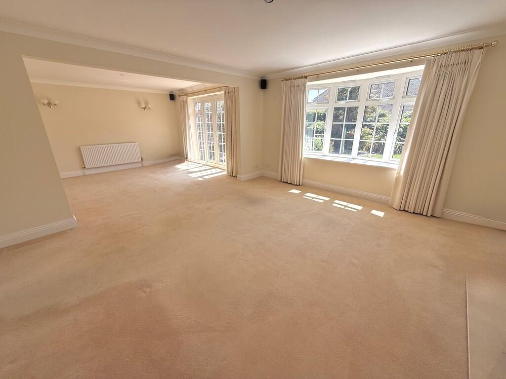 Lansdowne Road, Angmering photo 4