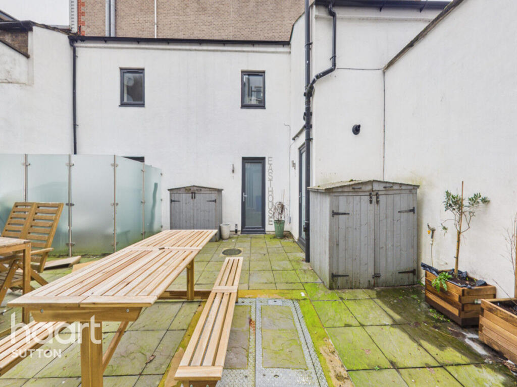 Main image of property: East Street, EPSOM