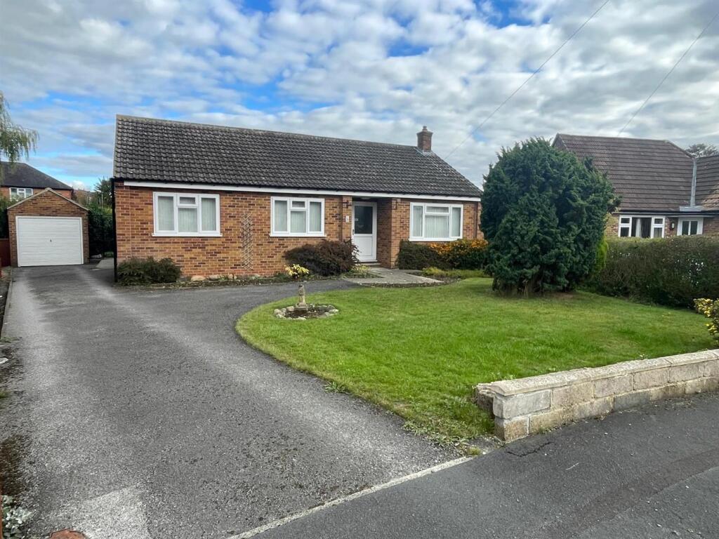 3-bed house on 8 Millfield Crescent, Northallerton, £340,000