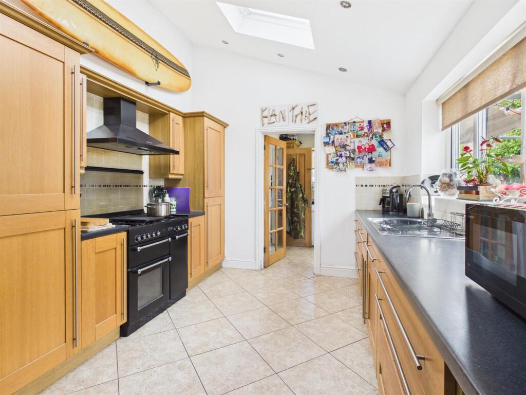 Newton Nottage Road, Porthcawl - View 6