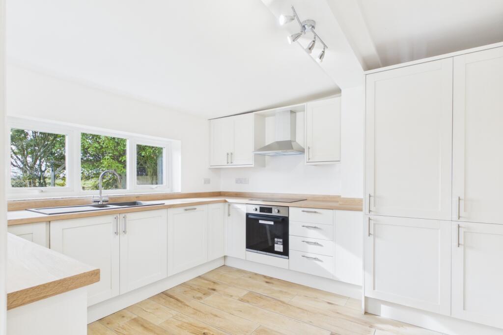 House in Peterborough - View 3