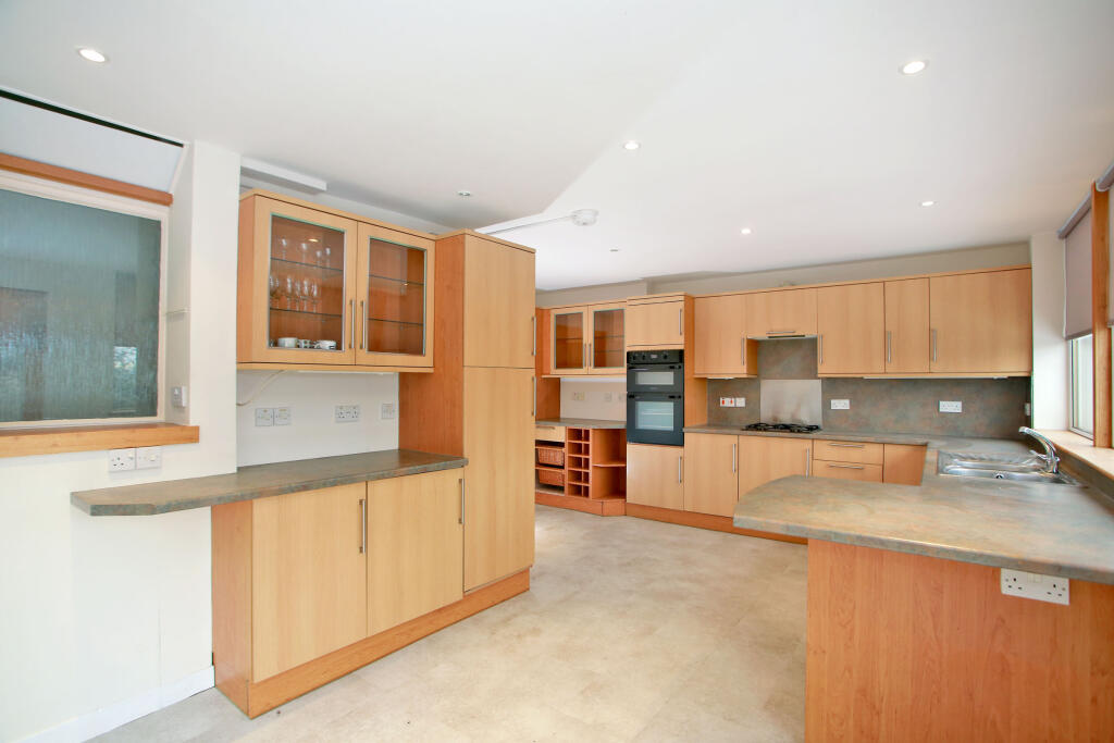 Additional image 3 of Woodhill Road, Aberdeen, AB15