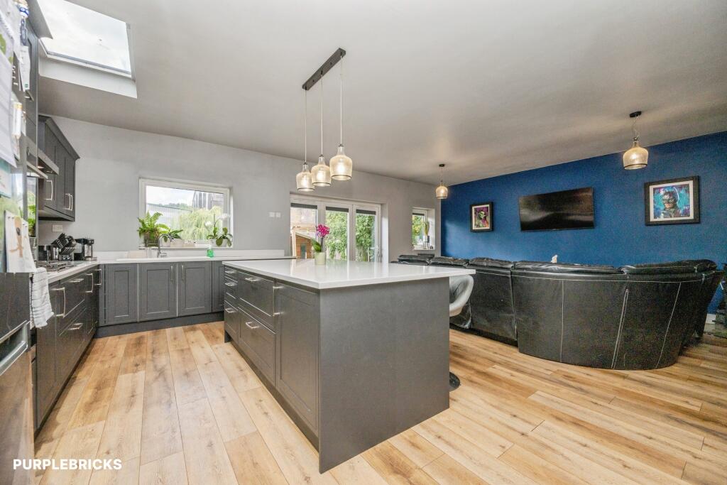 House in Dudley - More