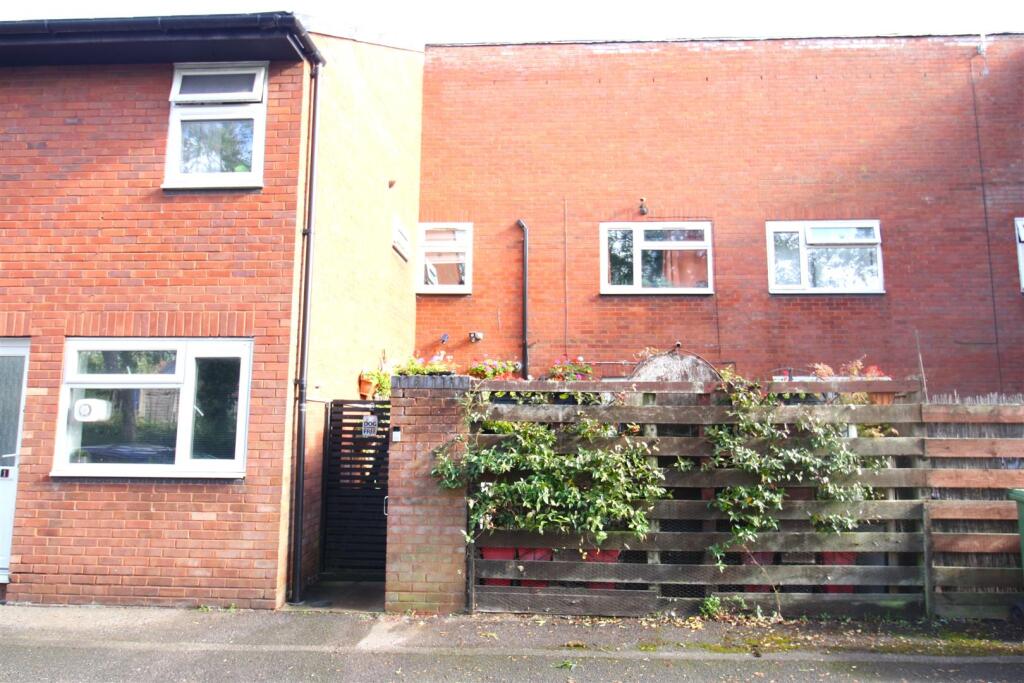 Main image of property: Bristow Close, Bletchley, Milton Keynes