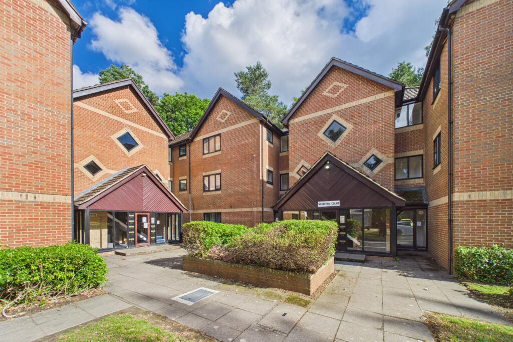 Main image of property: Wayland Close, Bracknell, Berkshire, RG12