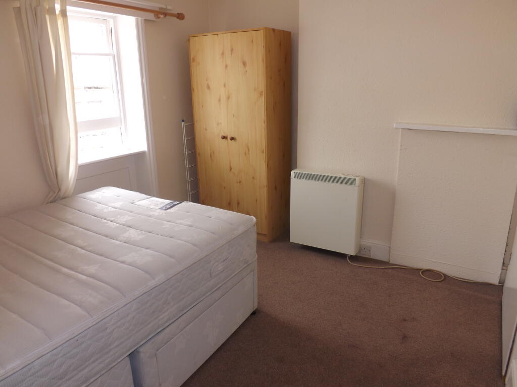 Apartment in Brighton, Kemptown - More