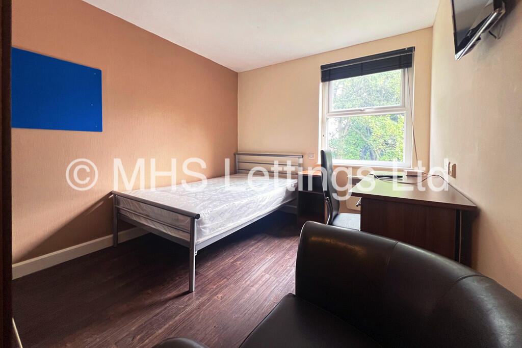 Main image of property: Pod Room 43, St. Ann's Lodge, St. Ann's Lane, Leeds, LS4 2SJ