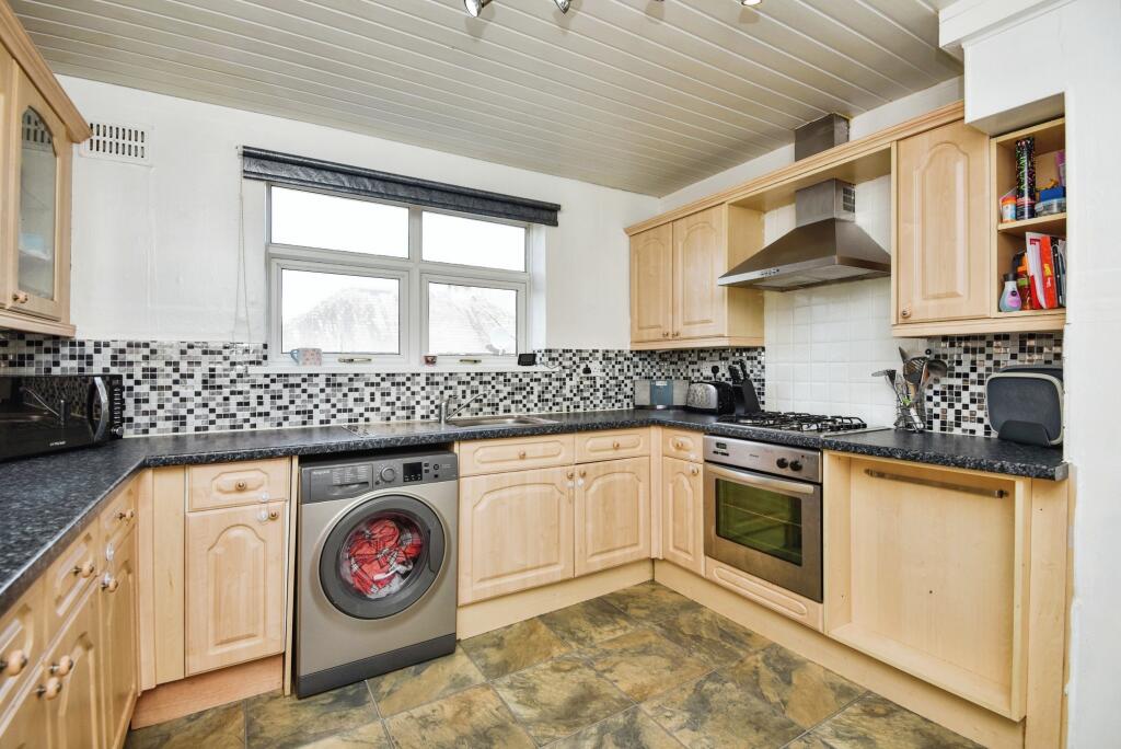 House in Lancaster - View 5