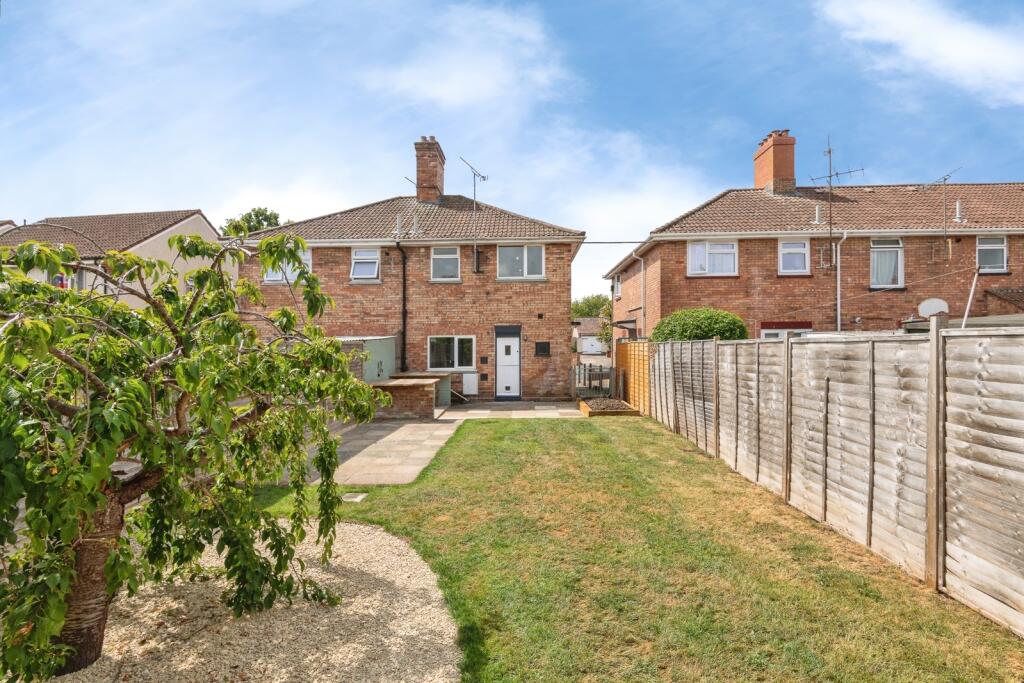 House in Taunton, Lambrook - More
