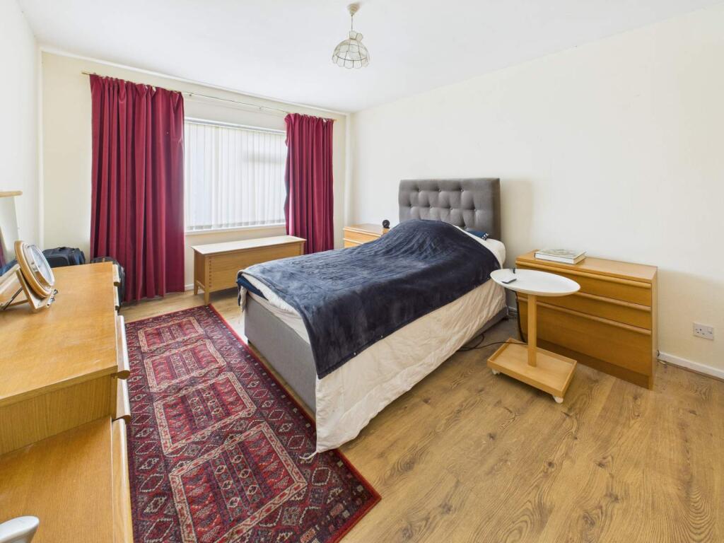 Philip Close, Cardiff. CF14 photo 3