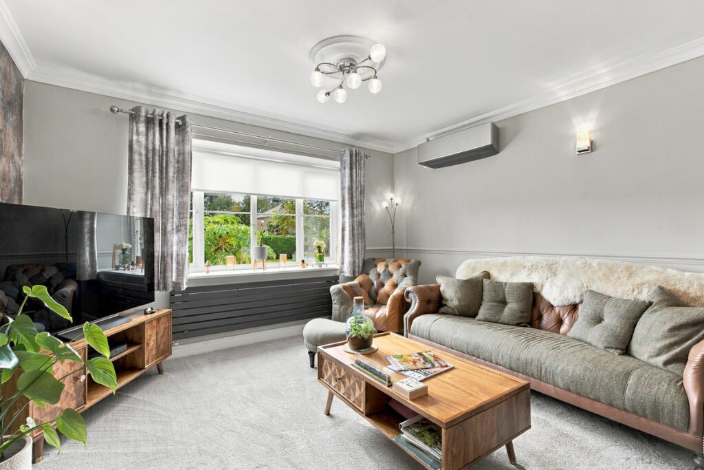 House in South Holland, Moulton Seas End, Moulton CP - More