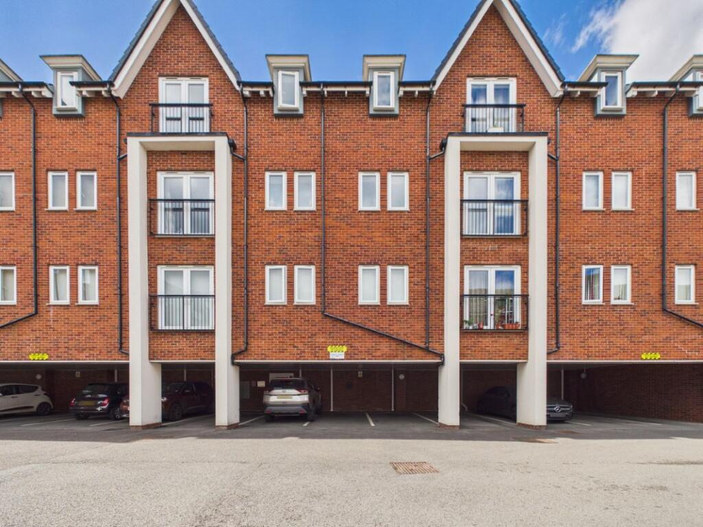 Main image of property: Apartment 24 Creola Court, Louisana Drive, Great Sankey, Warrington, Cheshire, WA5 3TL