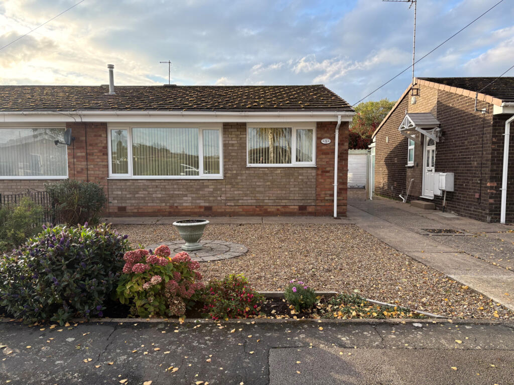 2 Bedroom Semi-Detached in HU9 4TT