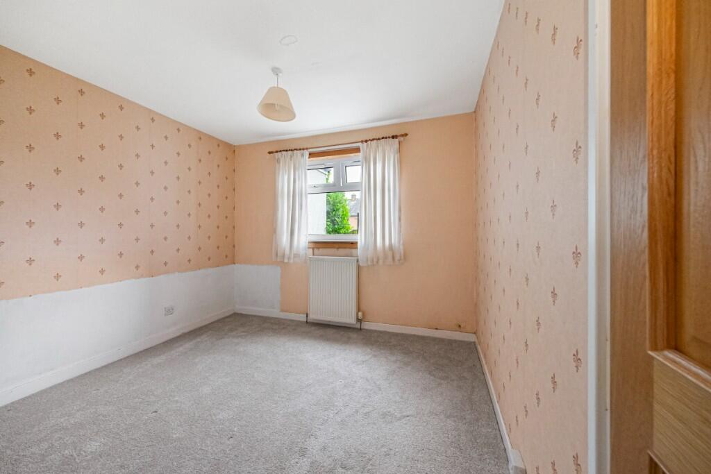House in Dunfermline, Fife - View 4