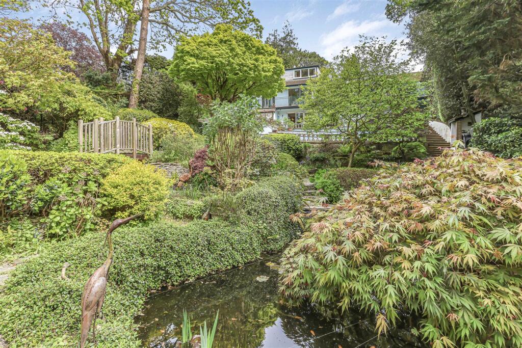 Canford Cliffs Road, Canford Cliffs photo 2