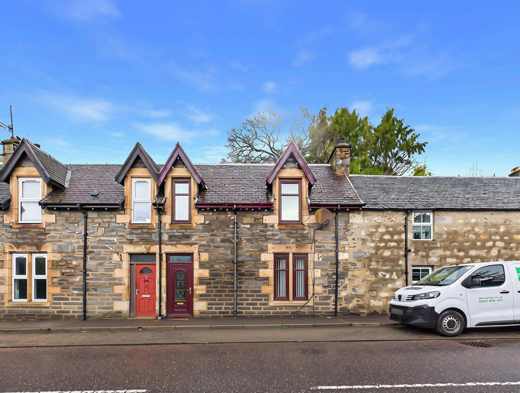 3-bed terraced on High Street, Kingussie, £150,000