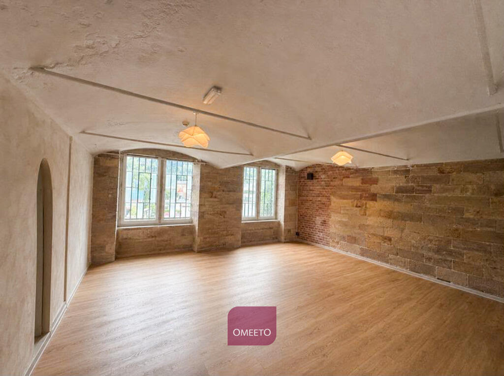 Suite to Rent